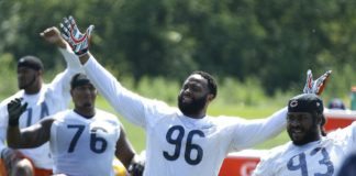 akiem hicks bears contract