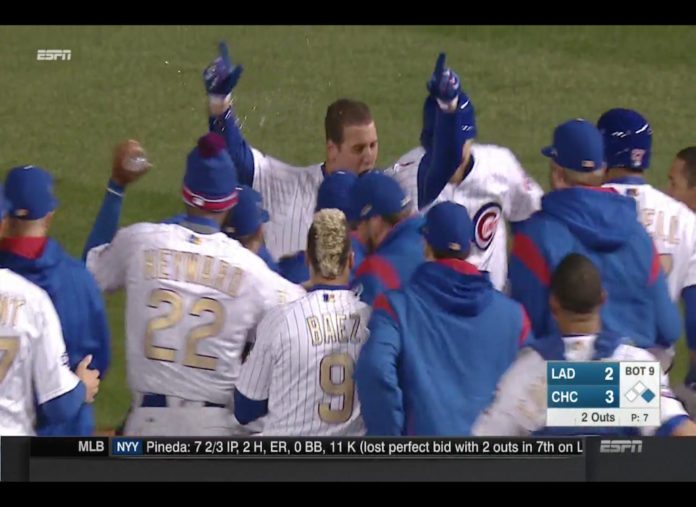 Anthony Rizzo walk off Cubs 2017 home opener