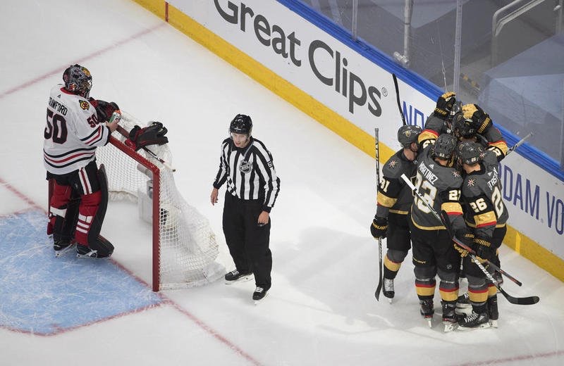 Blackhawks Drop Game 2 To Golden Knights 4-3 in OT, Fall Behind 2-0 in ...