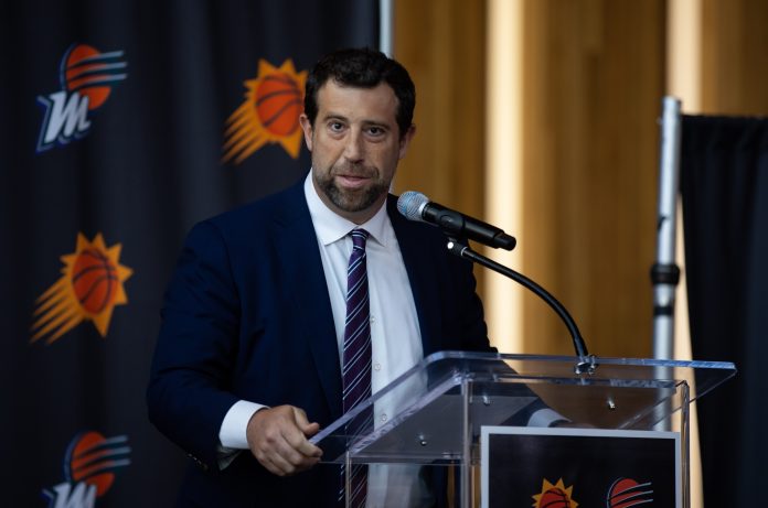 NBA: Phoenix Suns-Press Conference