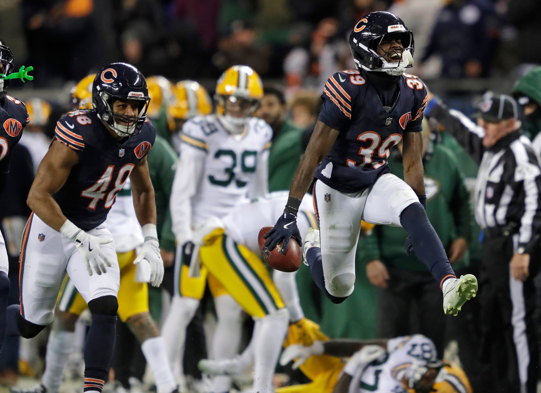 Former Bears Voice Wayne Larrivee Sounded Absolutely Crushed By Chicago’s Stunning Comeback