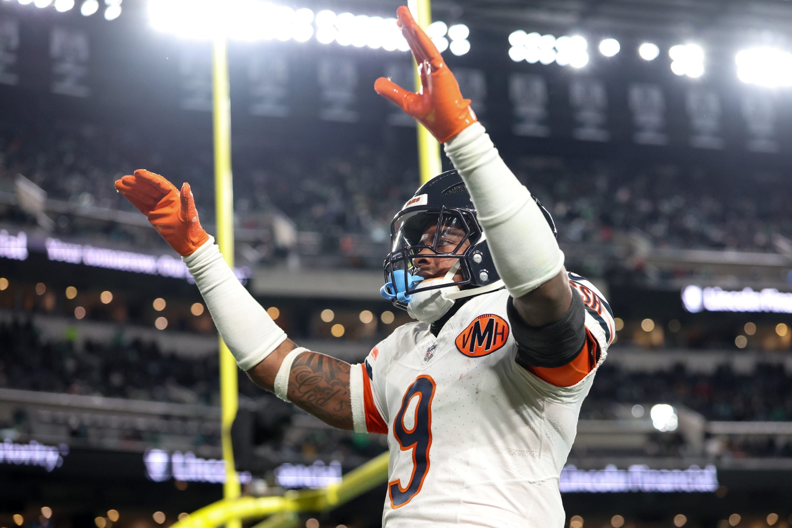 Bears Insider Hints Chicago May Move On From a Key Defensive Star