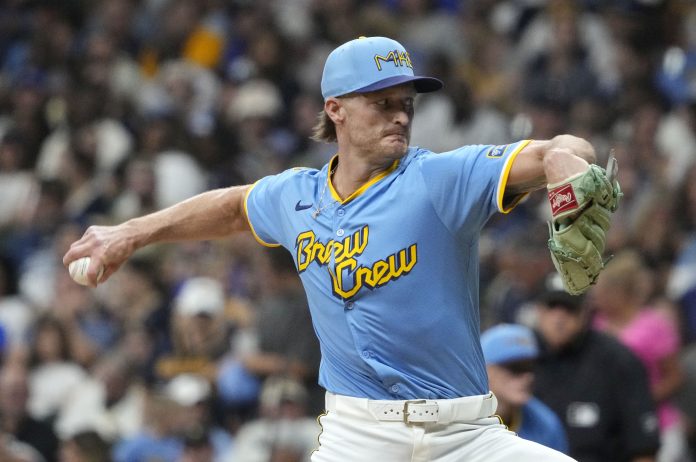 MLB: San Francisco Giants at Milwaukee Brewers