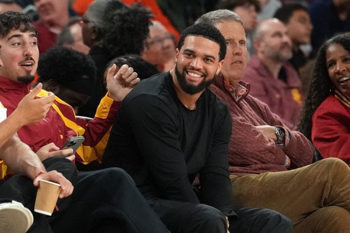 NCAA Basketball: Illinois at Southern California caleb williams