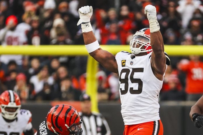 NFL: Cleveland Browns at Cincinnati Bengals myles garrett