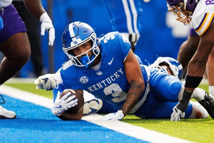 NCAA Football: Tennessee Tech at Kentucky ben johnson